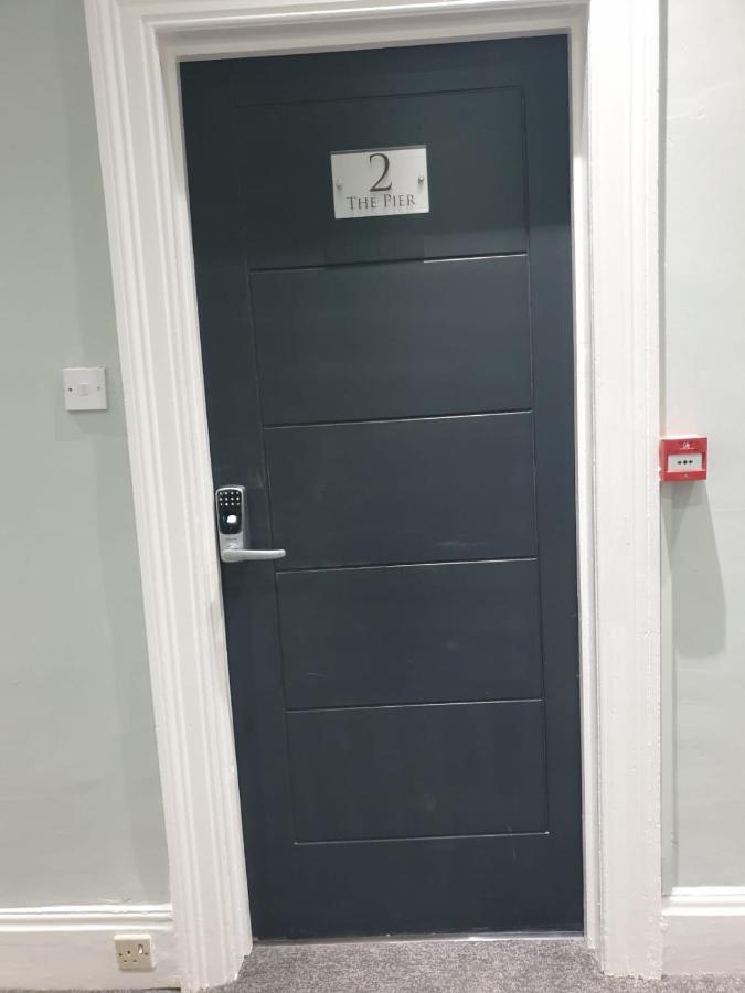 No 27 Chapel Street Guest House لاندودنو المظهر الخارجي الصورة