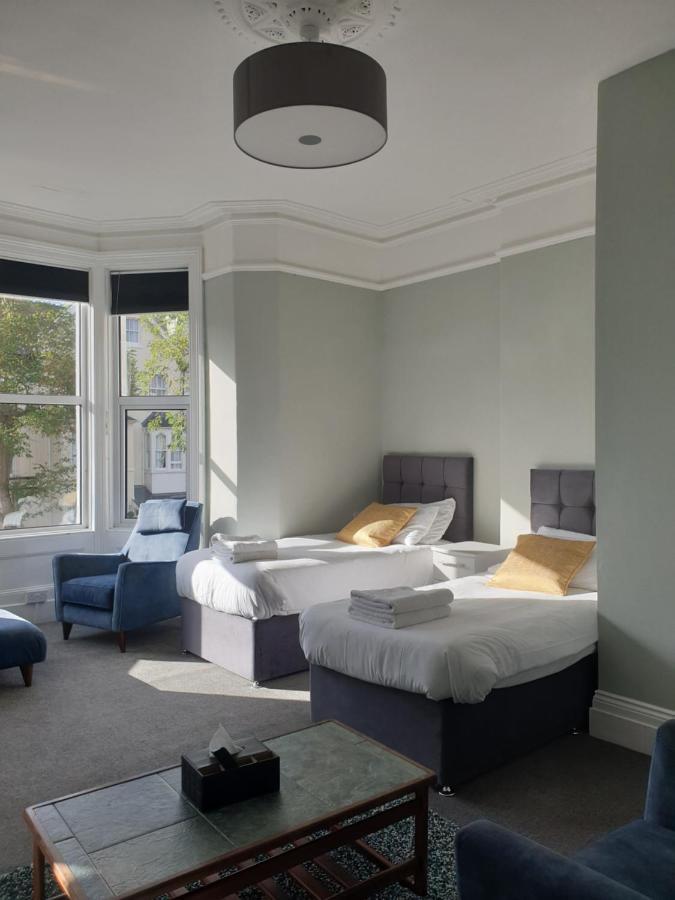 No 27 Chapel Street Guest House لاندودنو المظهر الخارجي الصورة