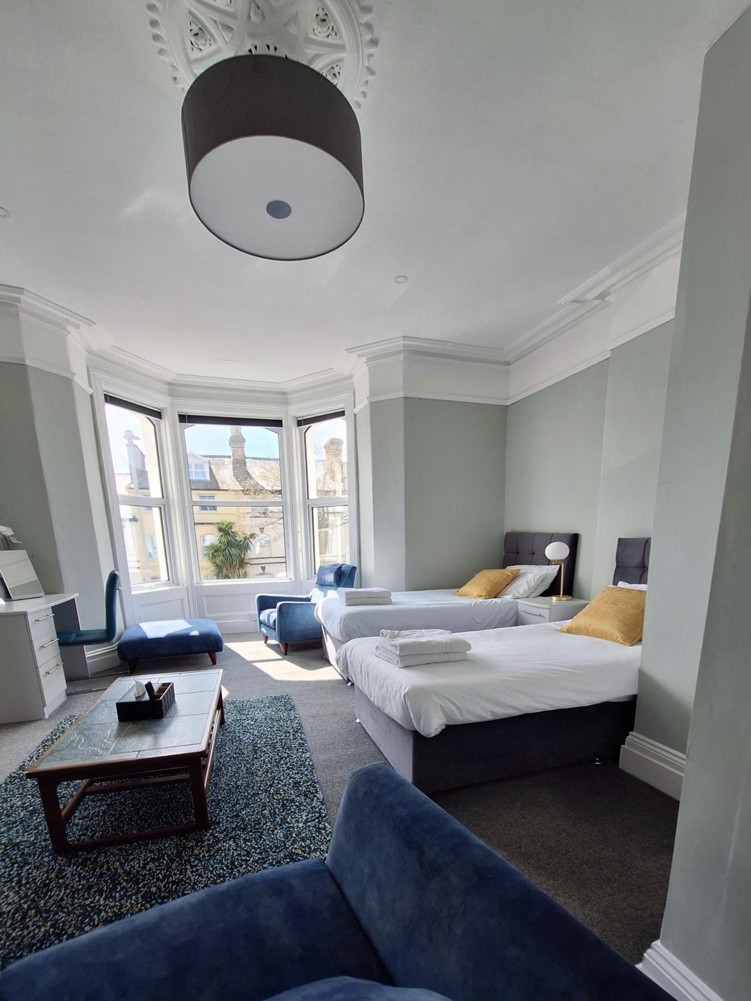 No 27 Chapel Street Guest House لاندودنو المظهر الخارجي الصورة